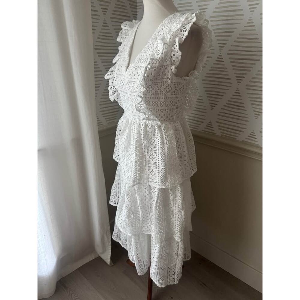 Endless Rose Women’s Small White Lace Tiered Ruffle Midi Dress - Picture 4 of 9